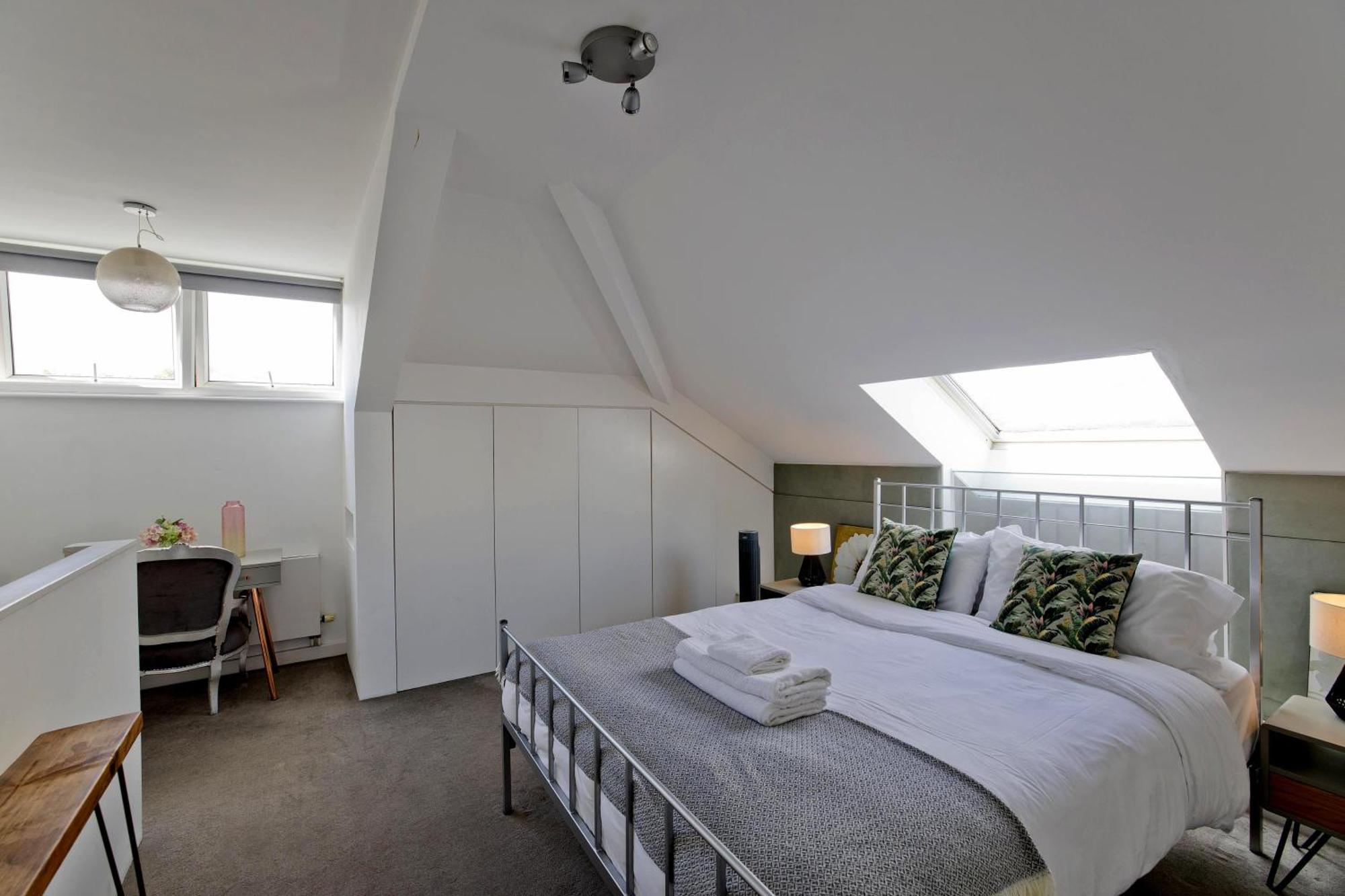 Old St Penthouse Apartment London Bagian luar foto