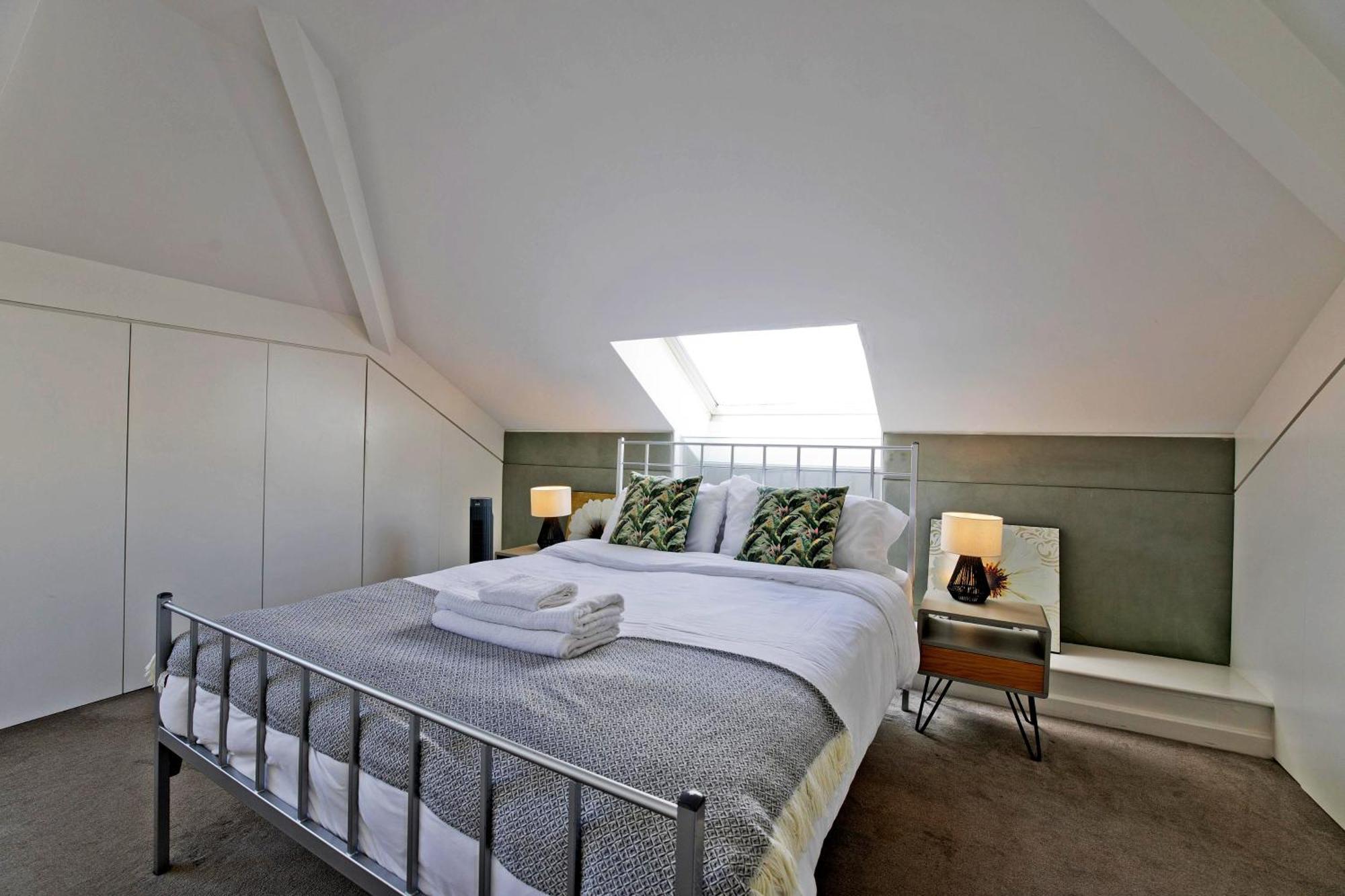 Old St Penthouse Apartment London Bagian luar foto